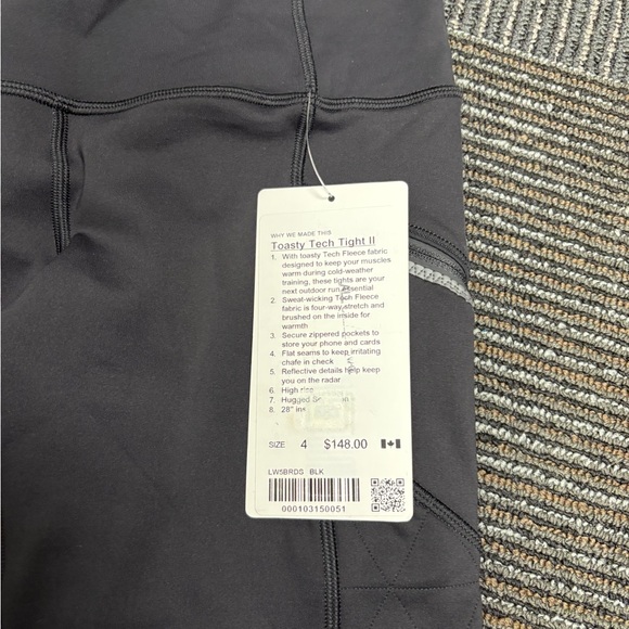 Lululemon Black Toasty Tech Leggings NWT size 4 - Picture 4 of 6